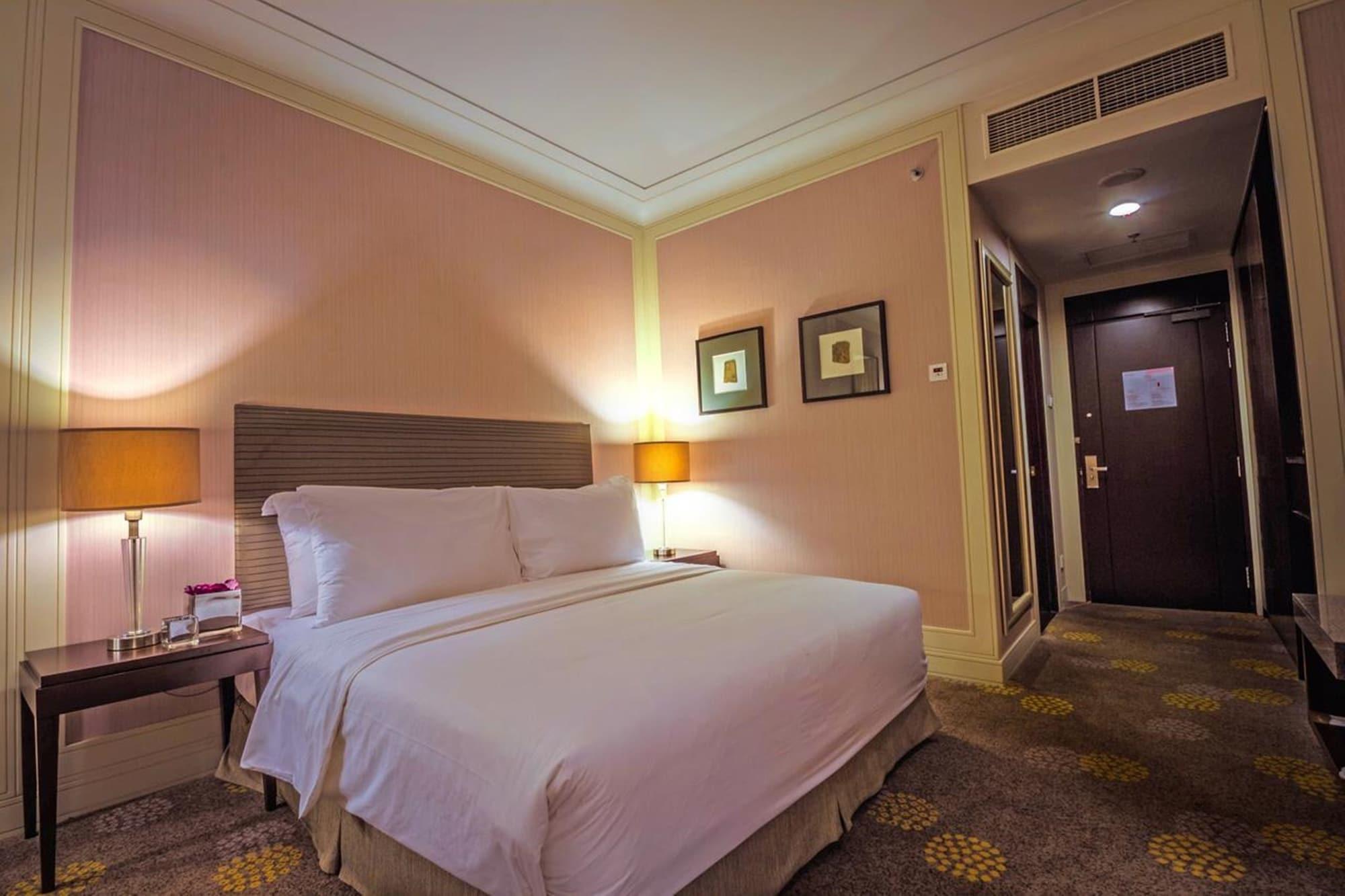 I Hotel Batam Nagoya Eksteriør bilde
