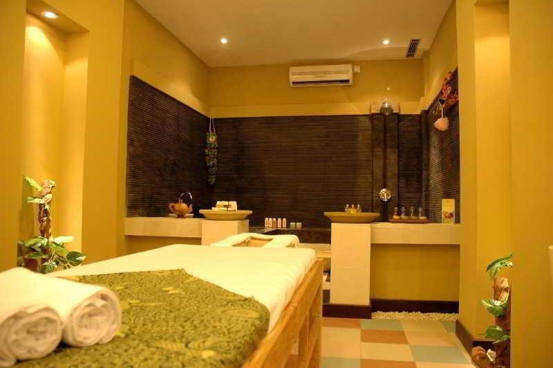 I Hotel Batam Nagoya Eksteriør bilde